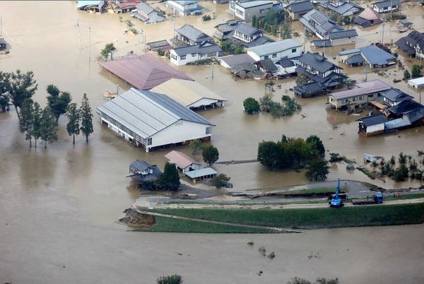 Japan sends 110,000 rescuers after most exceedingly terrible tempest in tenner ; Typhoon Hagibis .